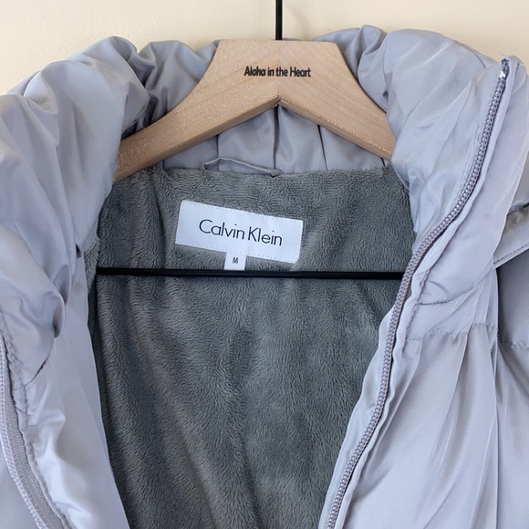Calvin Klein down puffer jacket - Picture 4 of 11